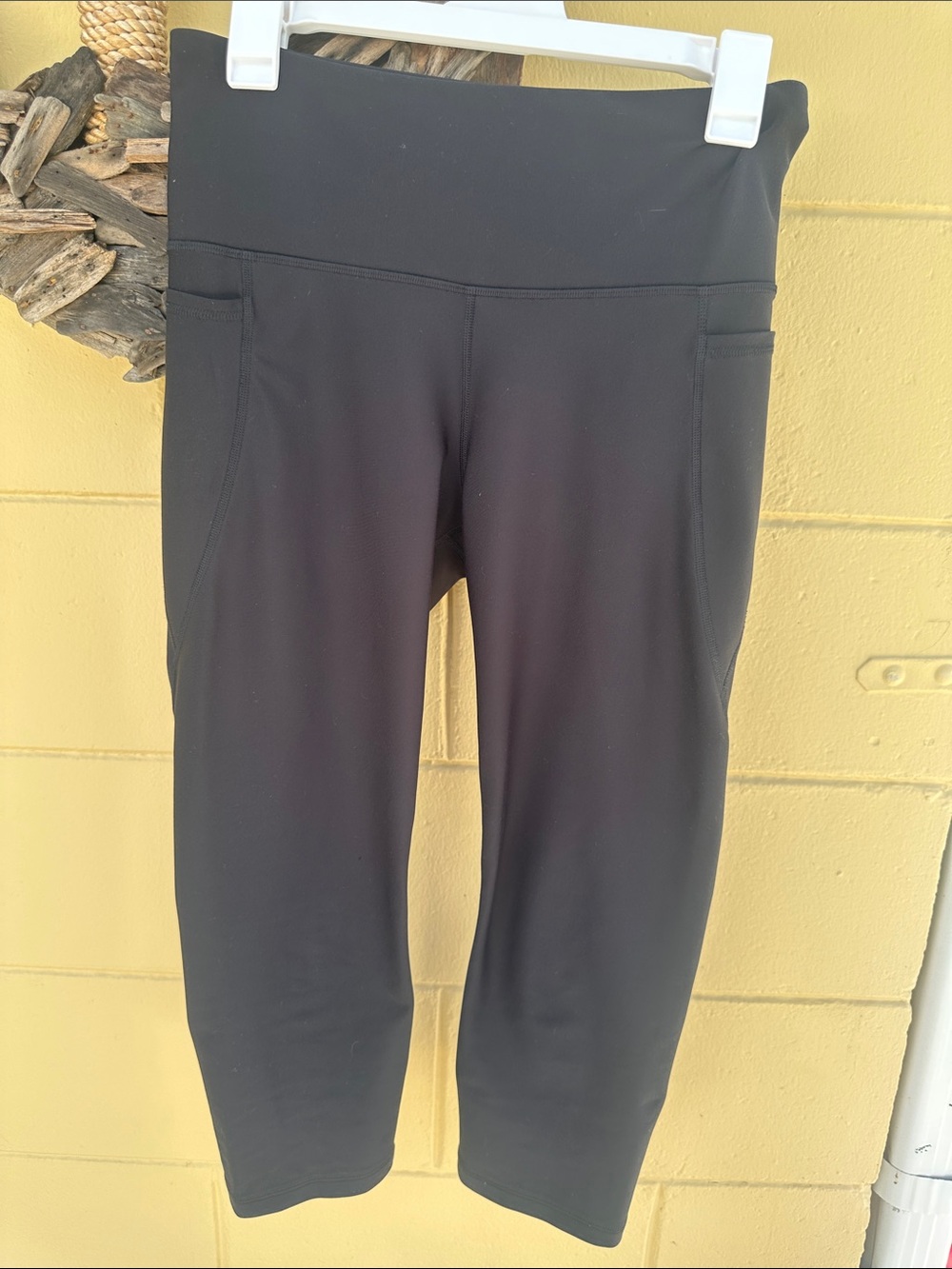 Old Navy Black High-Rise Active Leggings